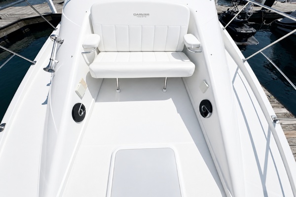 EASY PICKENS 35ft Carver Yacht For Sale