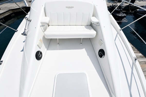 1998 Carver 35