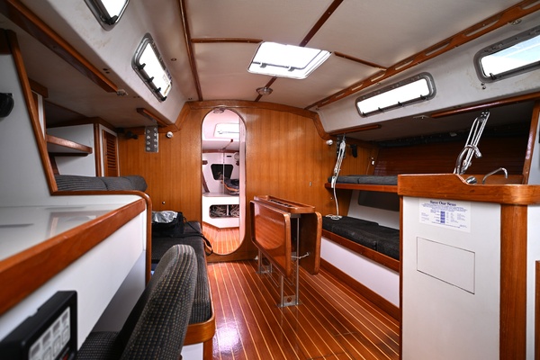 42ft J Boats Yacht For Sale