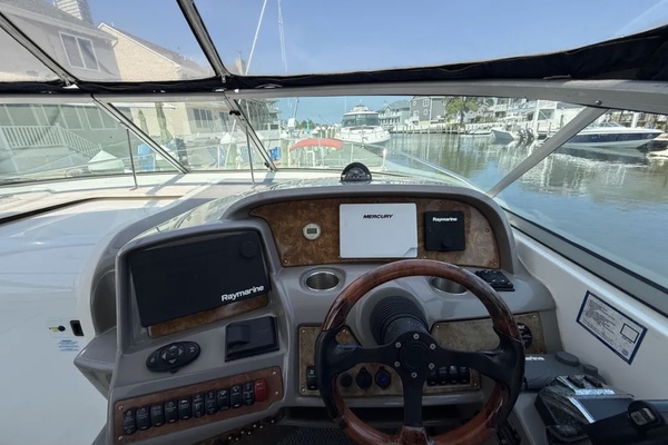 34ft Rinker Yacht For Sale