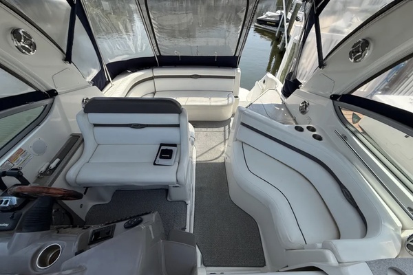 34ft Rinker Yacht For Sale