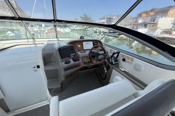 34ft Rinker Yacht For Sale