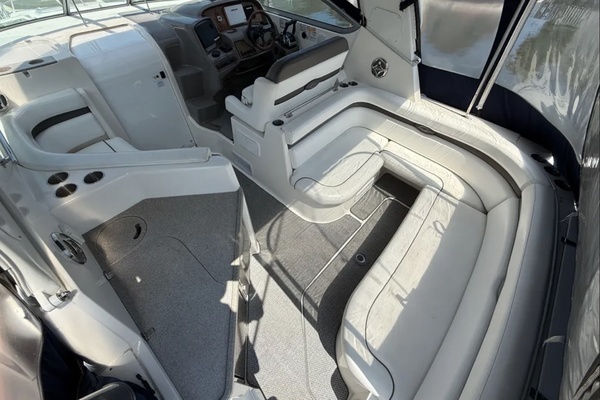 34ft Rinker Yacht For Sale