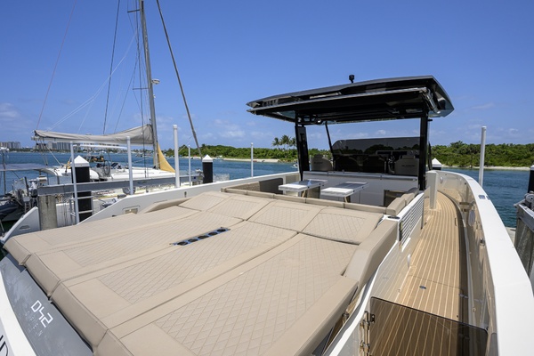 BIBA I 42ft De Antonio Yacht For Sale