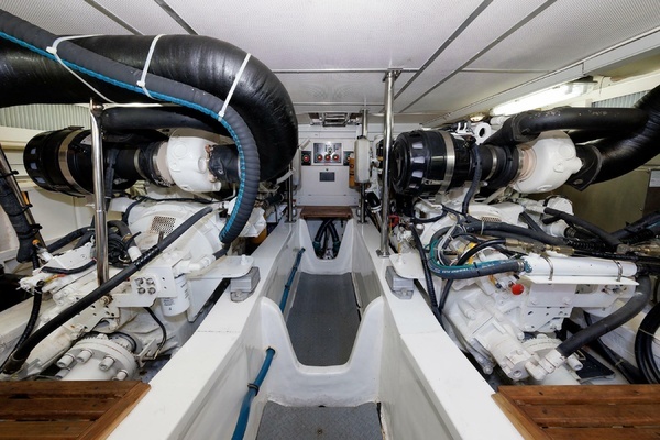 2006 Grand Banks 47