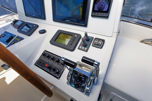 2006 Grand Banks 47