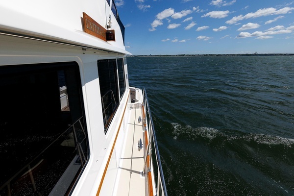 2006 Grand Banks 47