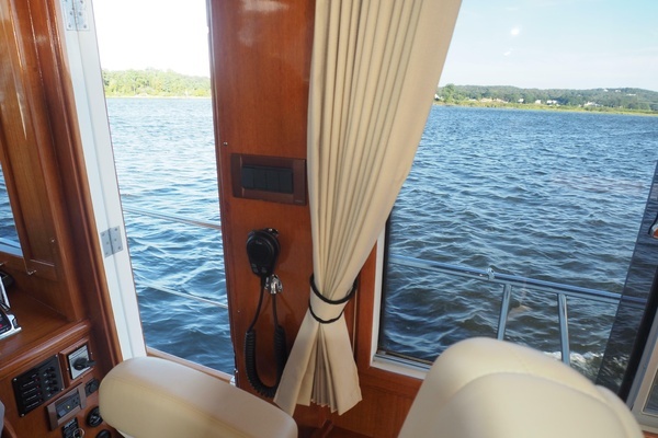 2006 Grand Banks 47