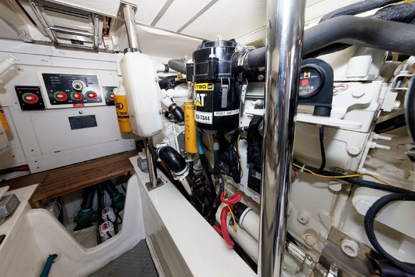 2006 Grand Banks 47