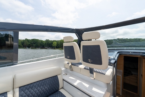 2019 Palm Beach Motor Yachts 50