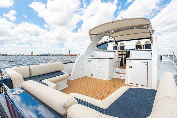 2019 Palm Beach Motor Yachts 50