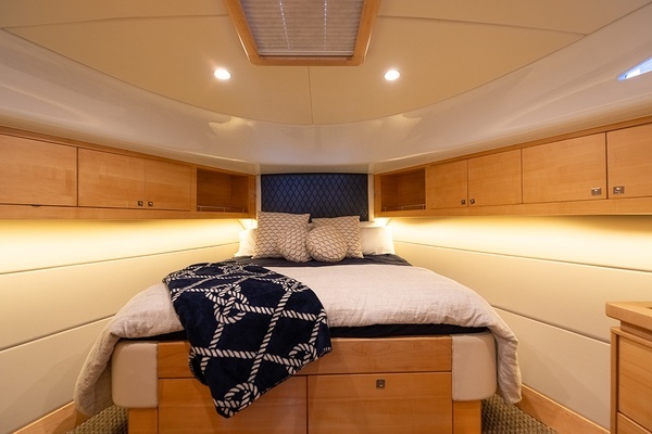 2019 Palm Beach Motor Yachts 50