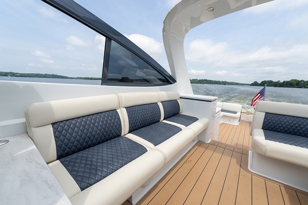 2019 Palm Beach Motor Yachts 50