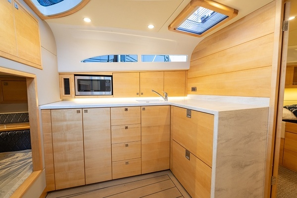 2019 Palm Beach Motor Yachts 50
