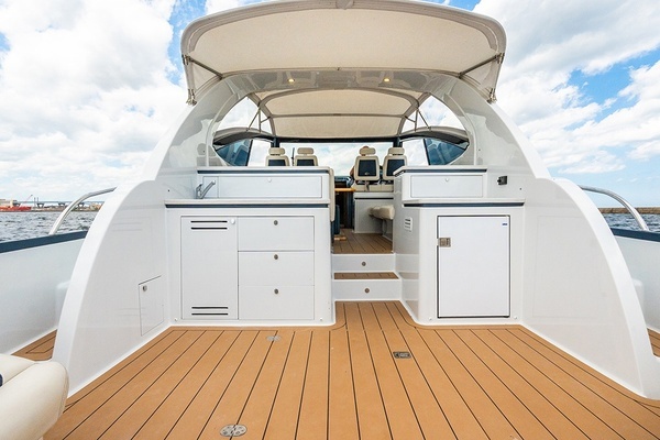2019 Palm Beach Motor Yachts 50