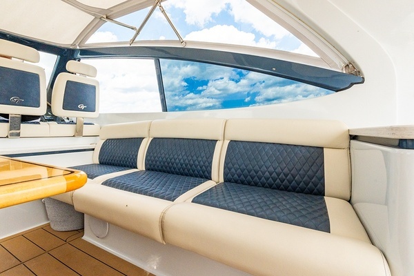 2019 Palm Beach Motor Yachts 50