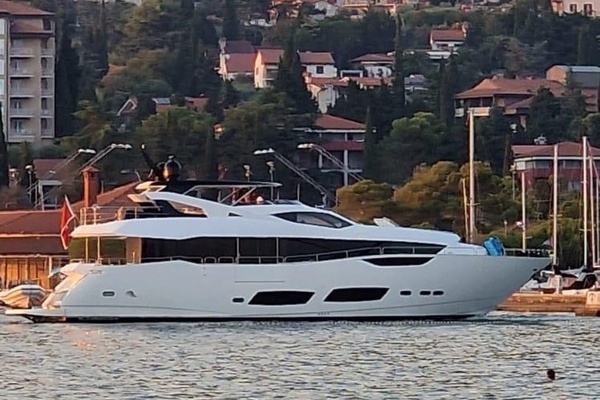 Photo of the 2022 Sunseeker 95 "SeaWolf"