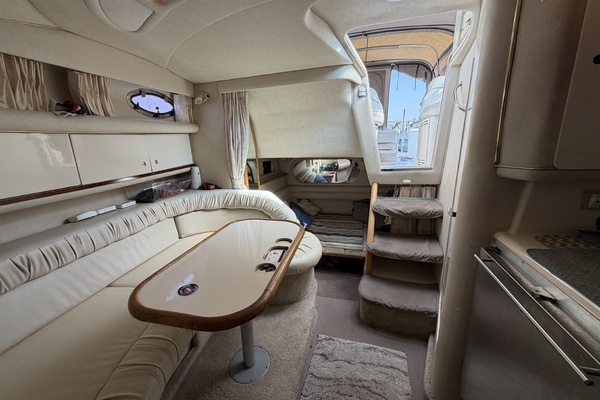 33ft Sea Ray Yacht For Sale