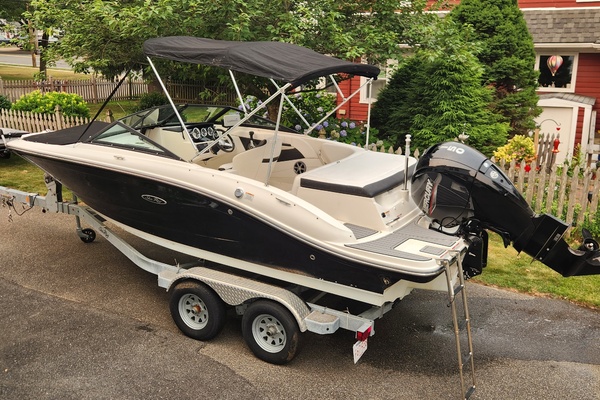 19ft Sea Ray Yacht For Sale