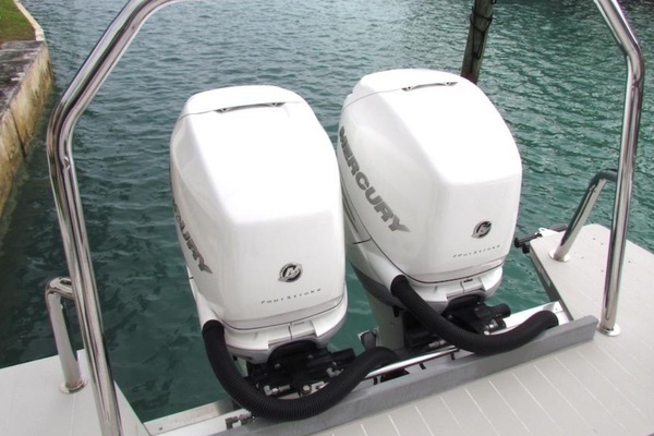 2018 Axopar 37