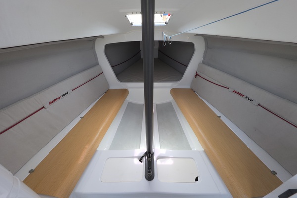 Flying Nemo 33ft Dehler Yacht For Sale