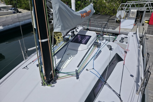 Flying Nemo 33ft Dehler Yacht For Sale