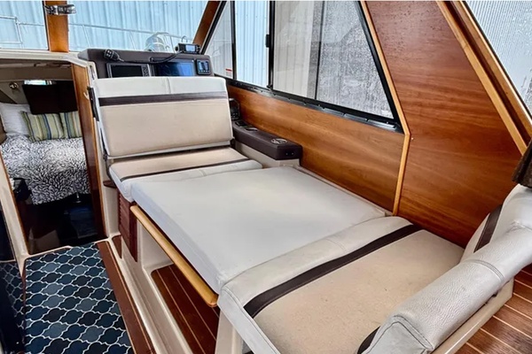 Tardis 28ft Cutwater Yacht For Sale