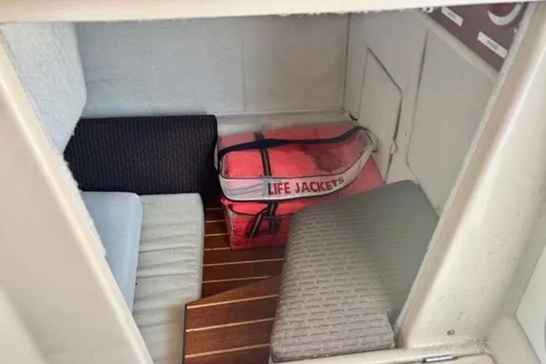 Tardis 28ft Cutwater Yacht For Sale