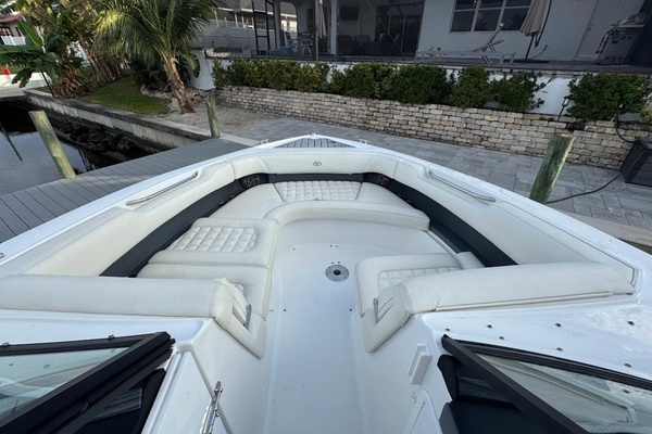2018 Cobalt 30