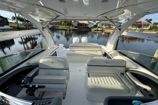 2018 Cobalt 30