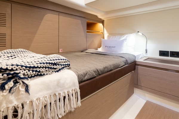 Pardo Yachts 43 Yacht For Sale