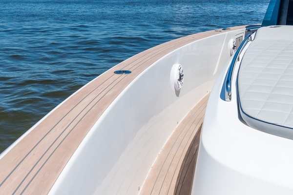 Pardo Yachts 43 Yacht For Sale