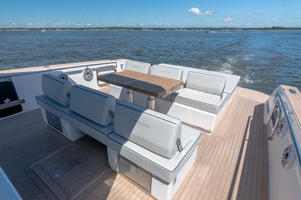Pardo Yachts 43 Yacht For Sale