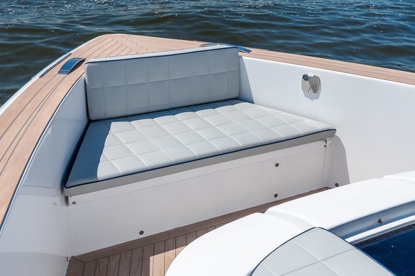 Pardo Yachts 43 Yacht For Sale