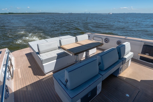 Pardo Yachts 43 Yacht For Sale