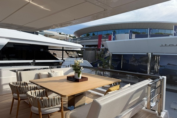 Ferretti Yachts Yachts 940 Yacht For Sale