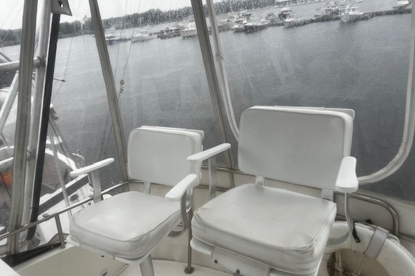 SOGGY DOLLAR 41ft Silverton Yacht For Sale