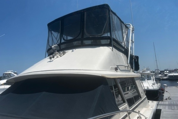Enclosed Flybridge