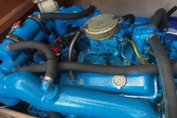 Crusader 5.7L 2