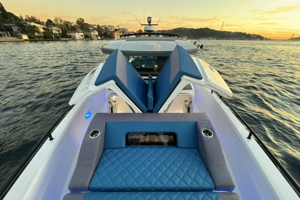Photo of the 2026 Axopar 37 XC Cross Cabin