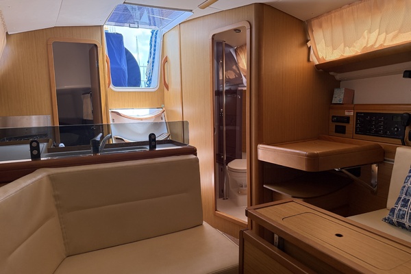Jeanneau 36i