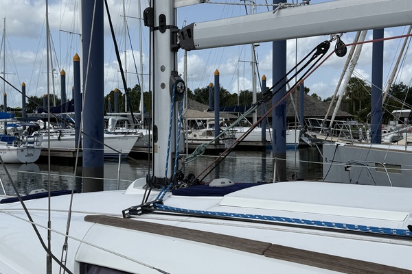 Jeanneau 36i