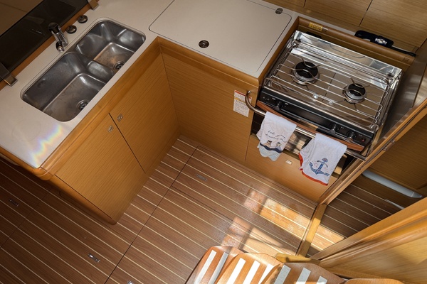 Jeanneau 36i