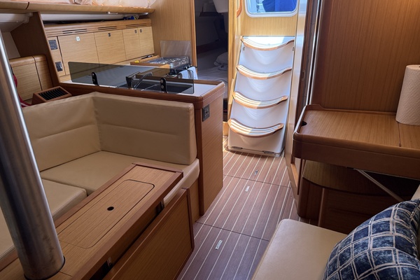 Jeanneau 36i