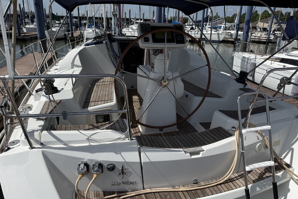 Jeanneau 36i