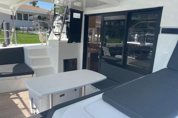 42ft Lagoon Yacht For Sale