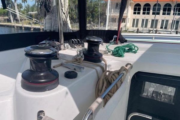 42ft Lagoon Yacht For Sale