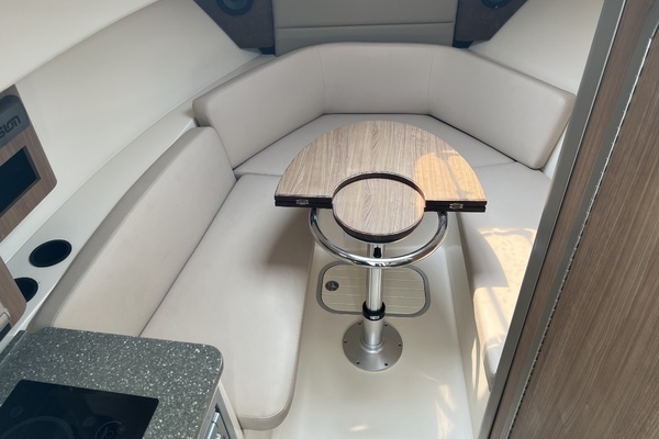 2013 Boston Whaler 28