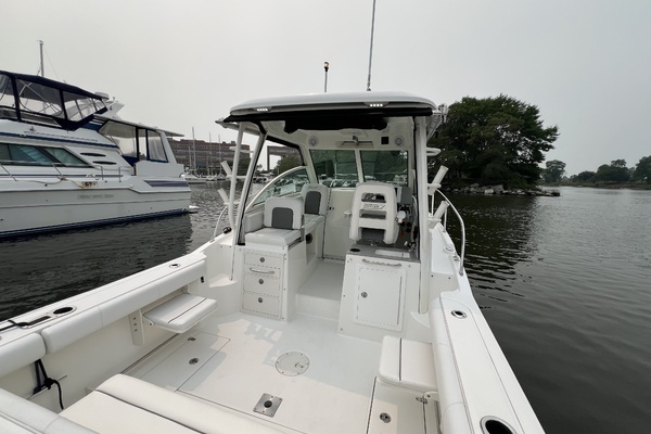 2013 Boston Whaler 28