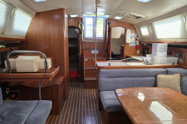 Chemistry 44ft Hunter Yacht For Sale